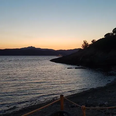 Ombra Holiday home Casa Morcone